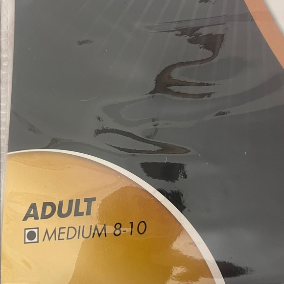 Spirit Halloween Red Speakeasy Sweetie Costume. - Picture 5 of 6